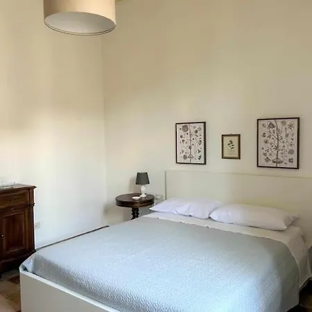 Villino La Rosa Antica Apartment *