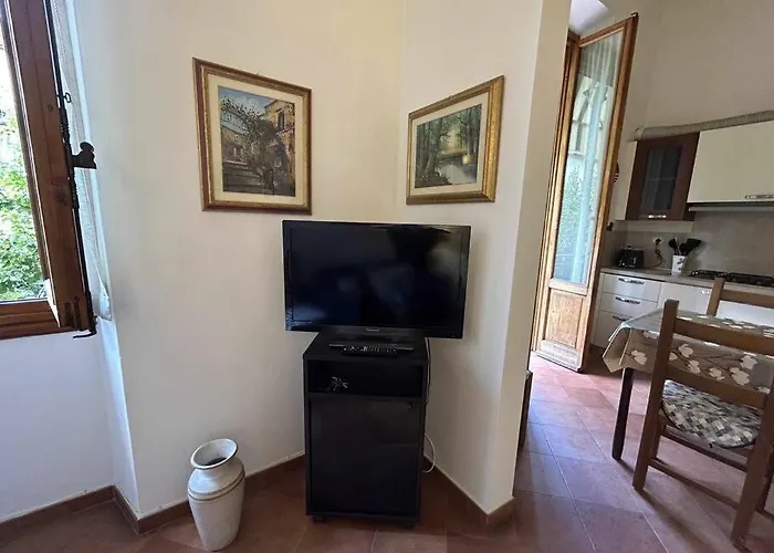 Villino La Rosa Antica Apartment