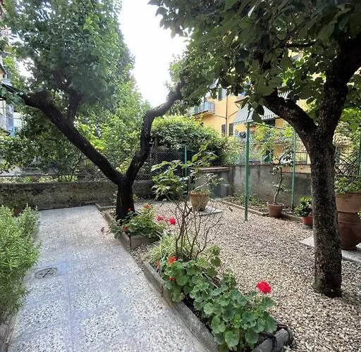 Villino La Rosa Antica Apartment Florenz