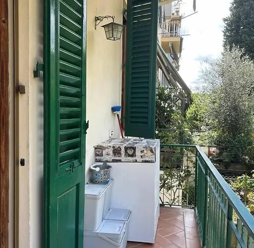 Villino La Rosa Antica Apartment *